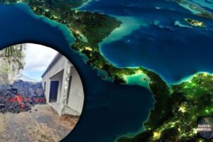 El volcán Pacaya mas activo de Centroamérica arroja lava y llega a vivienda (VIDEOS)
