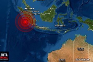 Un potente sismo estremece las costas de Padang, Indonesia