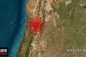 Fuerte sismo en Santiago de Chile provocó pánico sin aviso de tsunami
