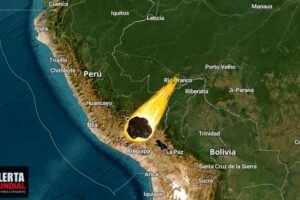 Enorme meteorito causa fuerte explosión que se desintegró en el cielo de Arequipa, Perú..