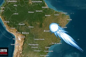 Literalmente 'la noche se convierte en día por unos segundos tras caída de meteorito en Bahia, Brasil