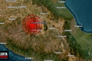 Se registra sismo en la CDMX, las personas desalojan los edificios