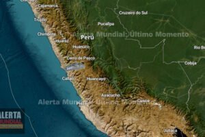 Extraño fenómeno pozos de agua caliente emergen en la playa de Chancay