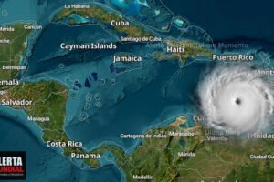 Un monstruo Huracán Beryl alcanza fuerza de categoría 5 en el Caribe