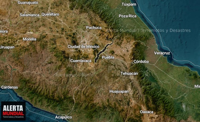 Alarma en Chalco Reaparece grieta y vecinos temen un socavón traga casas