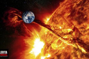 Tormenta solar se dirige hacia la Tierra después de que aparece un agujero gigante en el Sol