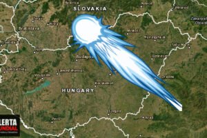 Una bola de fuego explota tres veces con fuerte estruendo en Hungría
