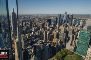 Vibraciones genera pánico rascacielos de Nueva York evacuado después de informes de temblores