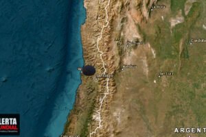 Se abre la tierra enorme socavon cerca de tragarse un edificio en Chile