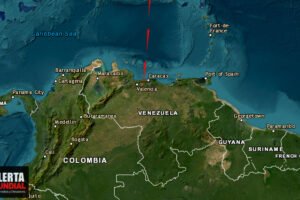 Misterioso rayo rojo, parecido a un láser, cae en Venezuela en medio de una poderosa tormenta